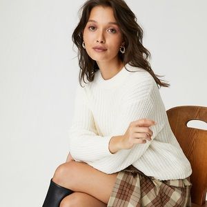 Aritzia Wilfred Essential Chenille Sweater